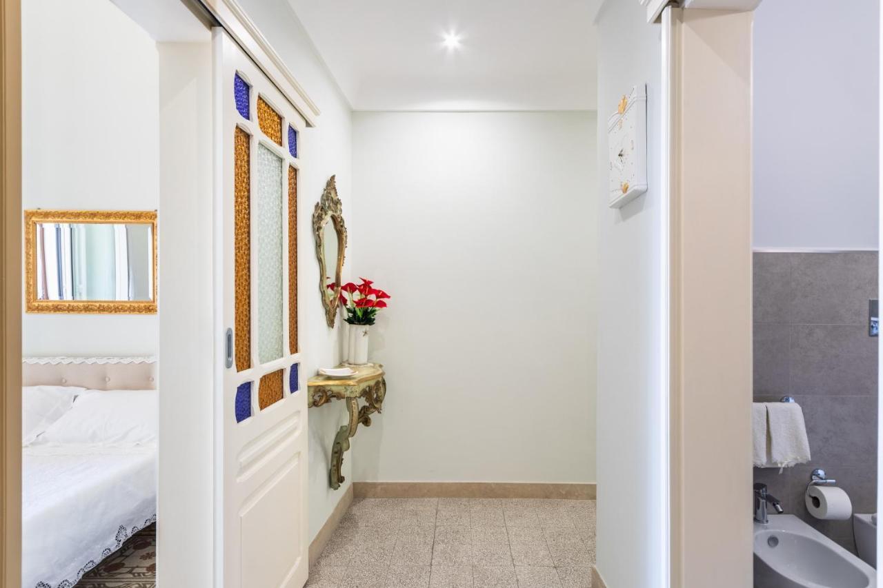 Liberty Suite Regina Elena Avola Bagian luar foto