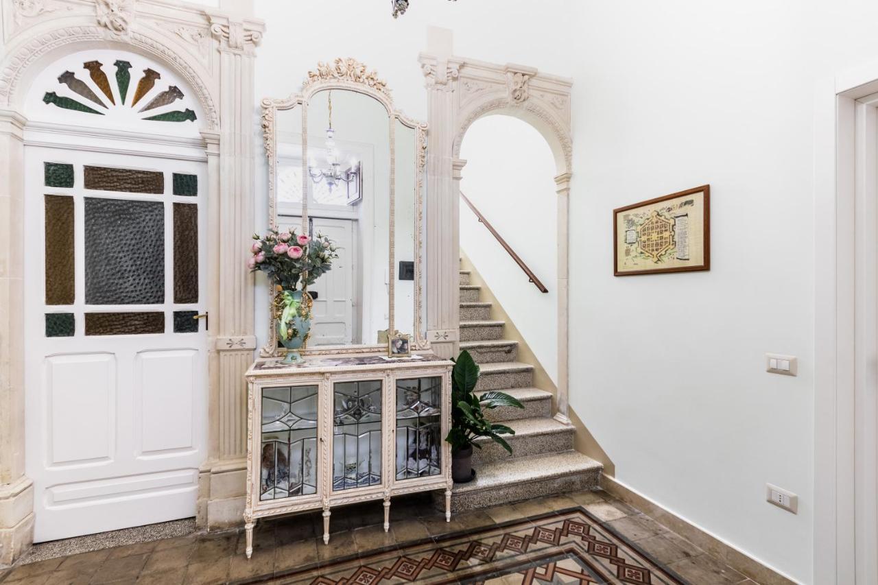 Liberty Suite Regina Elena Avola Bagian luar foto