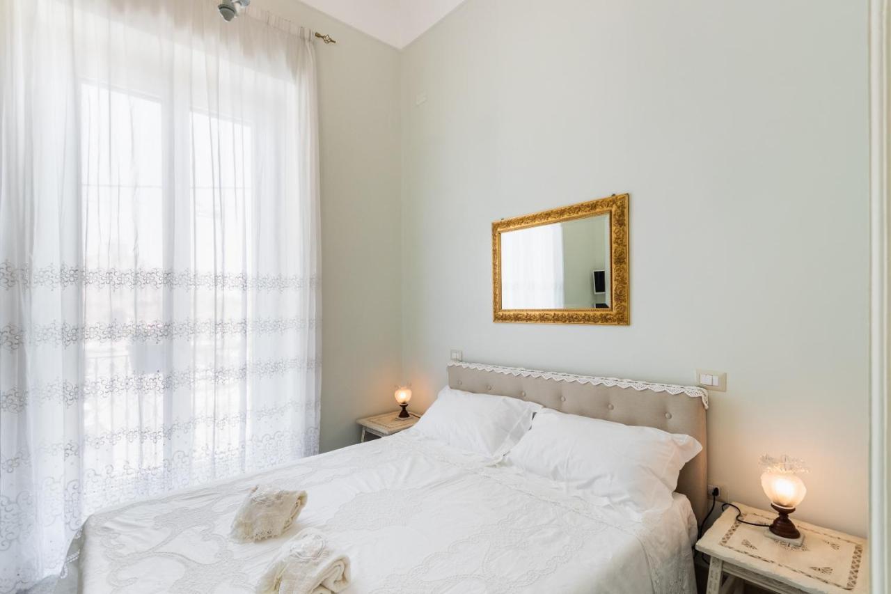 Liberty Suite Regina Elena Avola Bagian luar foto